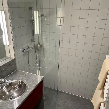 Meindl - Self-check-in Mit 24h Telefon Support Szálloda 3*