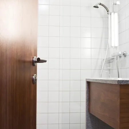 Meindl - Self-check-in Mit 24h Telefon Support 3* Lustenau